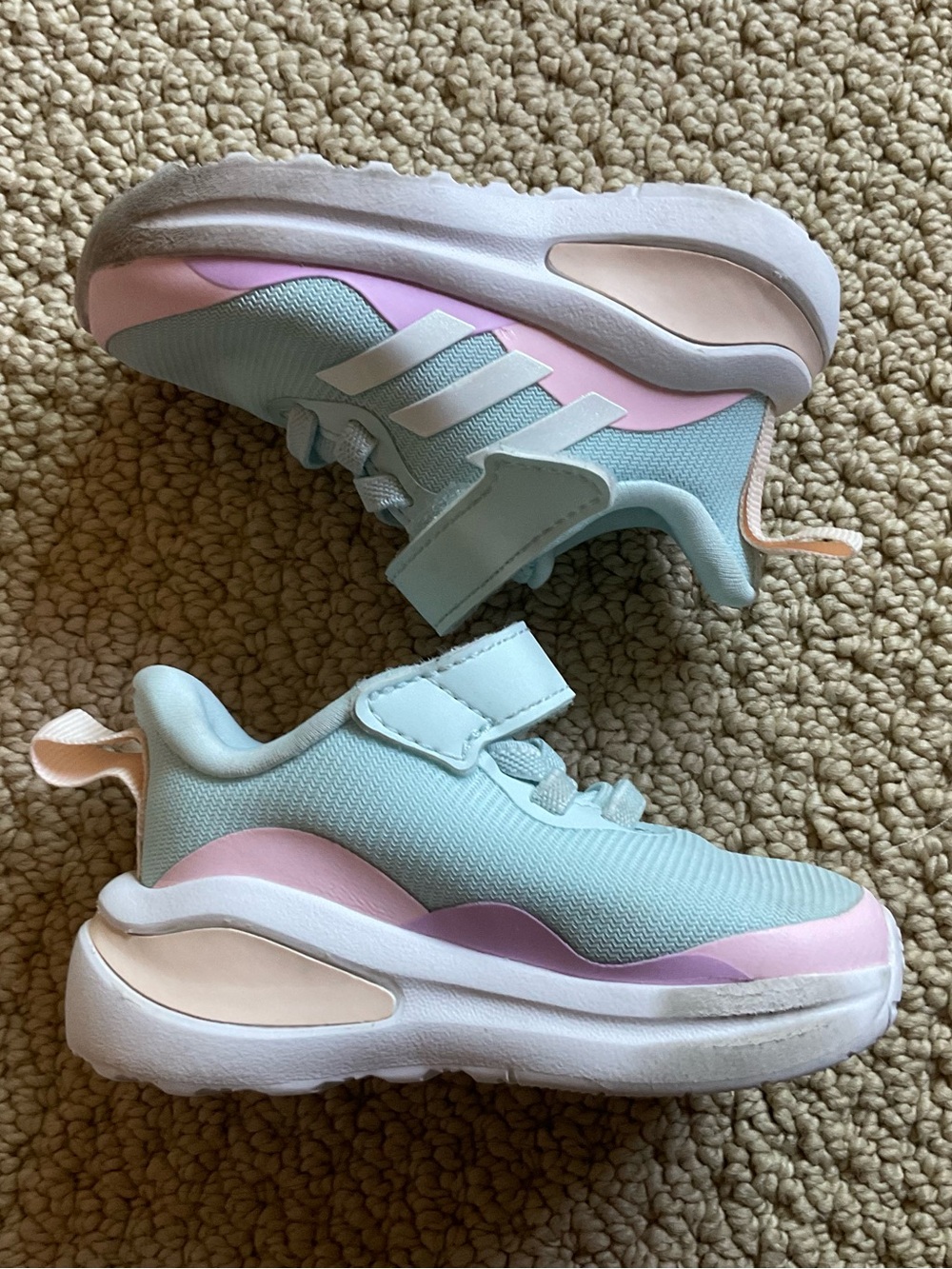 Adidas Sneakers Size 4